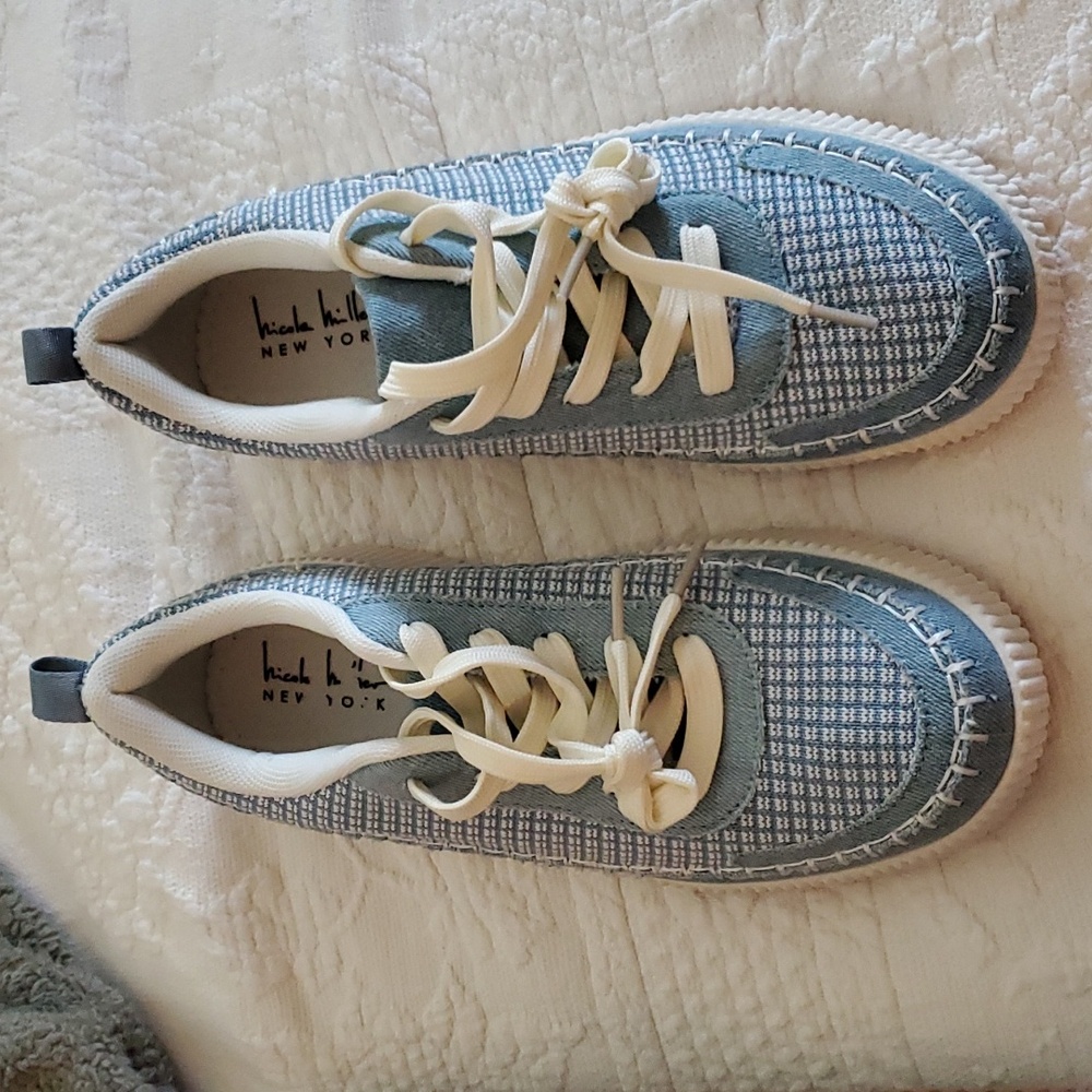 Nicole Miller Denim Sneakers NWOB - Picture 1 of 8